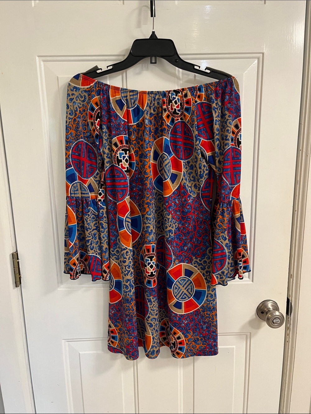 Groovy bright off the shoulder mini dress. Size small